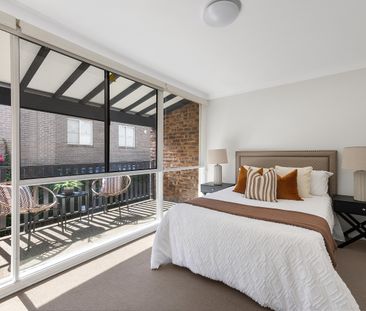 Lifestyle & Location - Quiet 2-Bedroom Townhouse - Photo 3