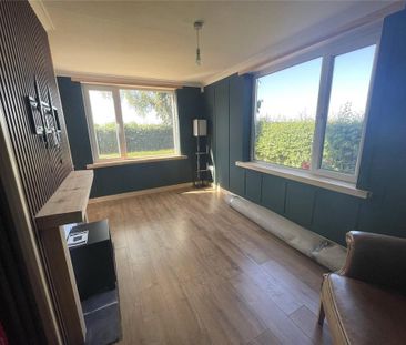 3 bedroom detached house to rent - Photo 2