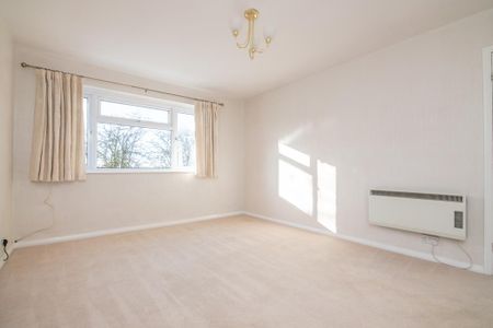 2 bedroom maisonette to rent - Photo 5