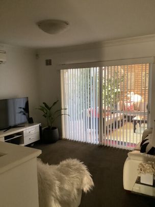 14 Moreau Mews, Applecross - Photo 1