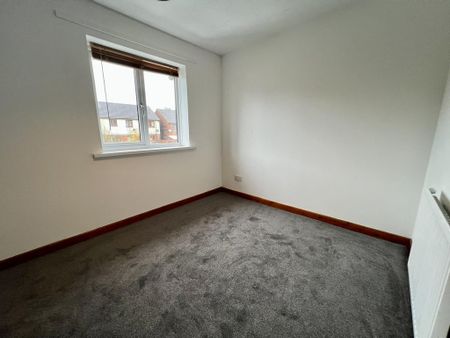 2 bedroom end of terrace house to rent - Photo 4
