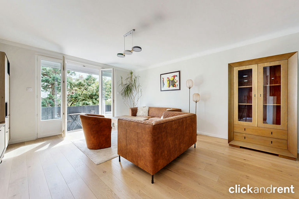 T3 Meublé Neuf avec Parking, Cave et Jardin - Photo 1