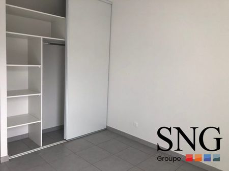 T3 AVEC BALCON + PARKING - Photo 3