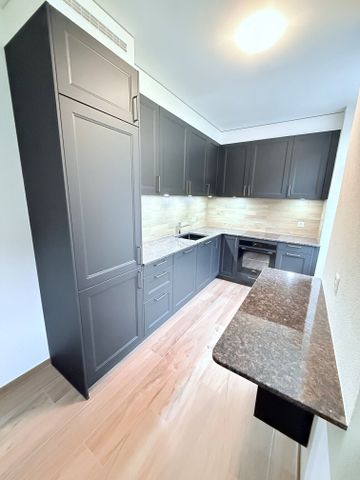 Charming 3.5-room apartment, completely renovated. - Foto 5