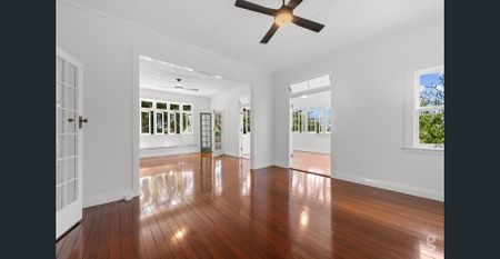 Spacious Home in a Premium Location! - Photo 3