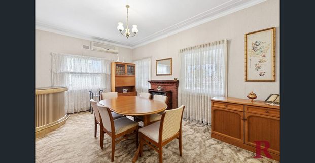 Charming home in family friendly location. - Photo 1