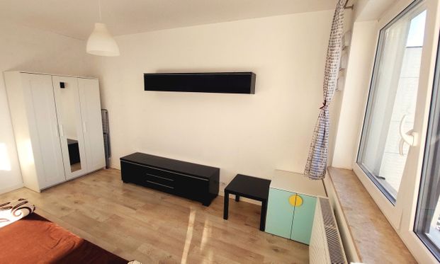 Warszawa, Włochy, Równoległa - Photo 1