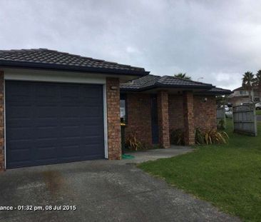 2 Bedrooms with single garage in East Tamaki - Photo 5