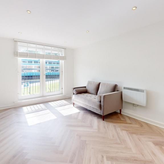 2 bedroom house to rent - Photo 1
