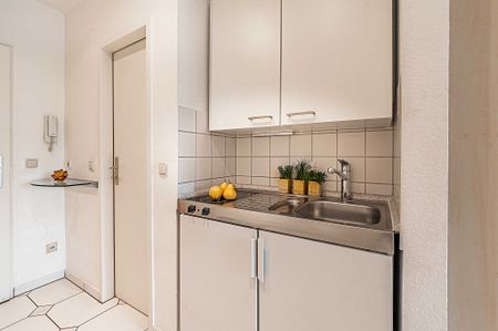 City-Residence: Schönes ruhig gelegenes Apartment in Bockenheim - Photo 4