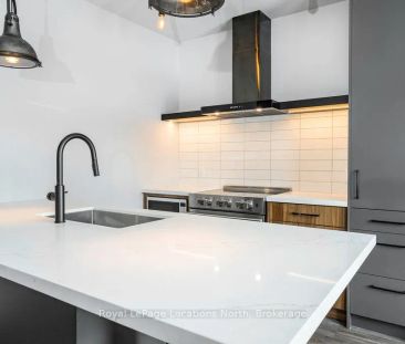 20 Alice Street E #2 - Photo 6