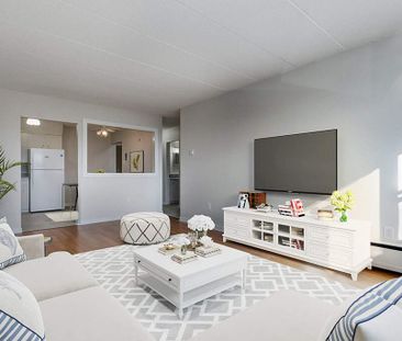 Renovated Suite - 1 Bedroom - Photo 2