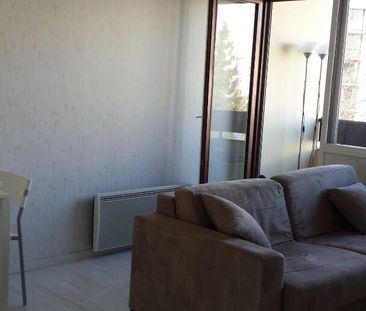 A LOUER Studio meublé 50000 Saint-Lô 1 pièce 29.36 m² - Photo 3
