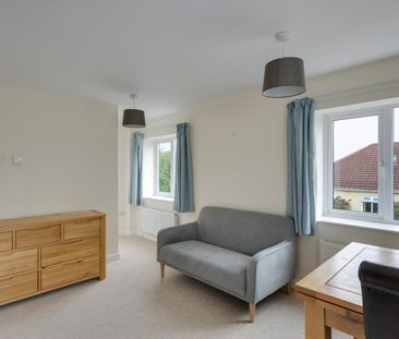 1 Bed Flat - Photo 6