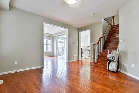 For Lease - 338 Carlissa Run N/A, Newmarket, Ontario - Photo 5