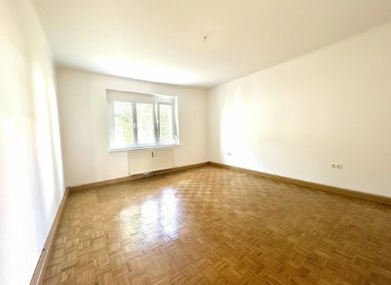 Zentrale gemütliche Balkonwohnung | *** 1 Monat Mietfrei *** alles inklusive !!! - Photo 1