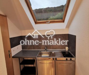 Renovierte & möblierte 1-Zimmer-Wohnung mit Einbauküche und Stellpl... - Photo 5