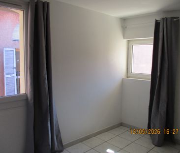 Location Appartement 3 pièces 56m² MARTIGUES 13500 - Photo 5