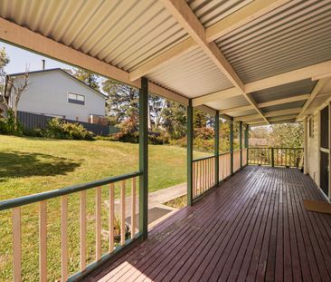 Neat & Tidy Character Home on a Spacious Block - Photo 6