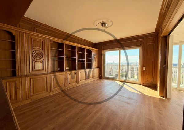 Apartamento T5+1 em Lisboa