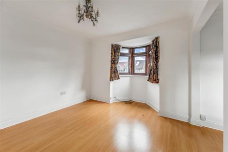 4 bedroom detached house to rent - Photo 4