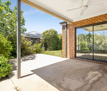 Quiet Cul-de-Sac Living with Modern Appeal - Photo 3