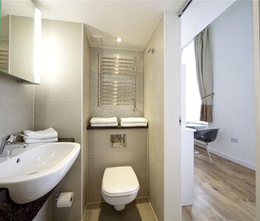 Studio to rent - Photo 1