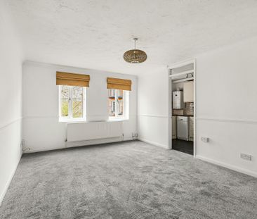 Balfour Court, Station Road, Harpenden, AL5 4XS - Photo 1