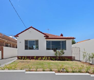 Renovated & Light Filled Three Bedroom Abode - Photo 6