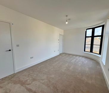 2 bedroom penthouse to rent - Photo 5