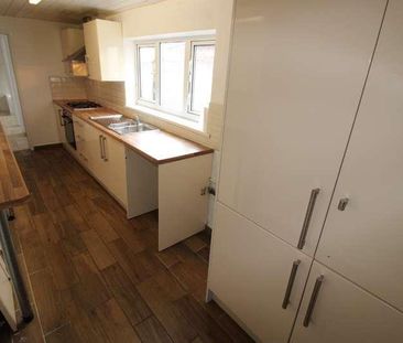 Victoria Street, Burton Upon Trent, DE14 - Photo 4