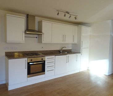 1 Bed Apartment - Photo 2