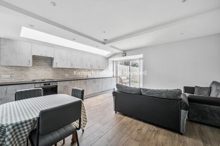 1 bedroom flat to rent - Photo 2