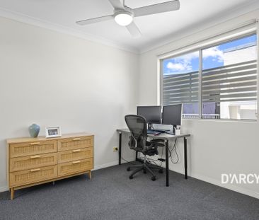 65/40 NATHAN AV - Photo 1