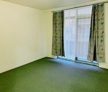 2Bedrooms, 1Bathrooms - Photo 2