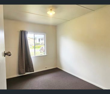 EASY LOW MAINTENANCE PROPERTY - Photo 3