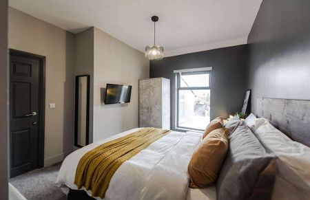 Ellesmere Street Bedroom 3 - Photo 3