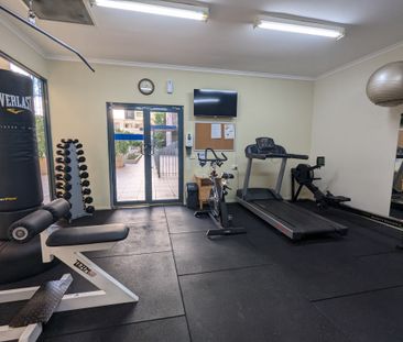 West Melbourne - Photo 6