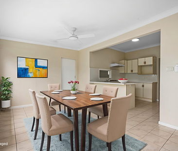 RENOVATED LARGE 4 BEDROOM FAMILY HOME - Photo 6