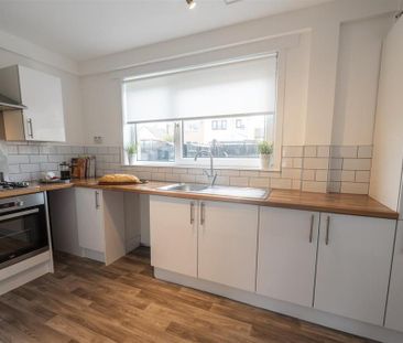 2 bedroom terraced house to rent - Photo 6