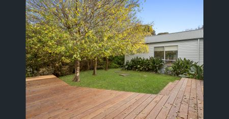 Available from 17 January 12 Month Lease Fully Furnished - Photo 2