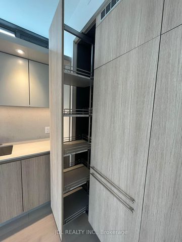 81 Wellesley Street E #1707 - Photo 2