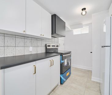 For Lease - 111 Riverside Drive, Oshawa, Ontario - Photo 6