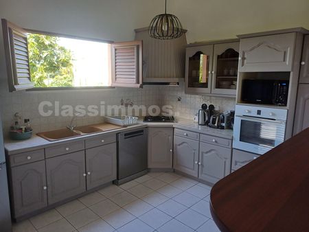 Location Maison 4 pièces 118m² SCHOELCHER 97233 - Photo 3