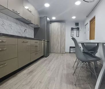 Apartament 2 camere decomandat | Zona Dezrobirii | Inel 2 - Fotografie 5