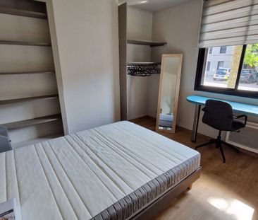 Location Appartement DEVILLE LES ROUEN - Photo 4