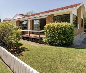 Charming 2BR Townhouse in Otumoetai - Photo 4