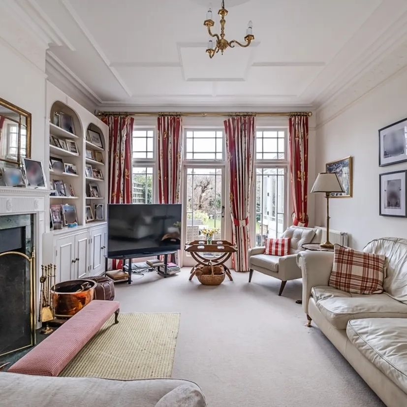 5 bedroom semi-detached house to rent - Photo 1