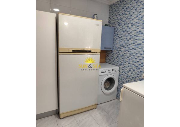 THREE-BEDROOM APARTMENT – ORIHUELA