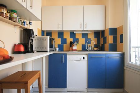 Location Appartement 1 pièce 31m² PARIS 15ème - Photo 3